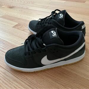 NIKE SB SNEAKERS
